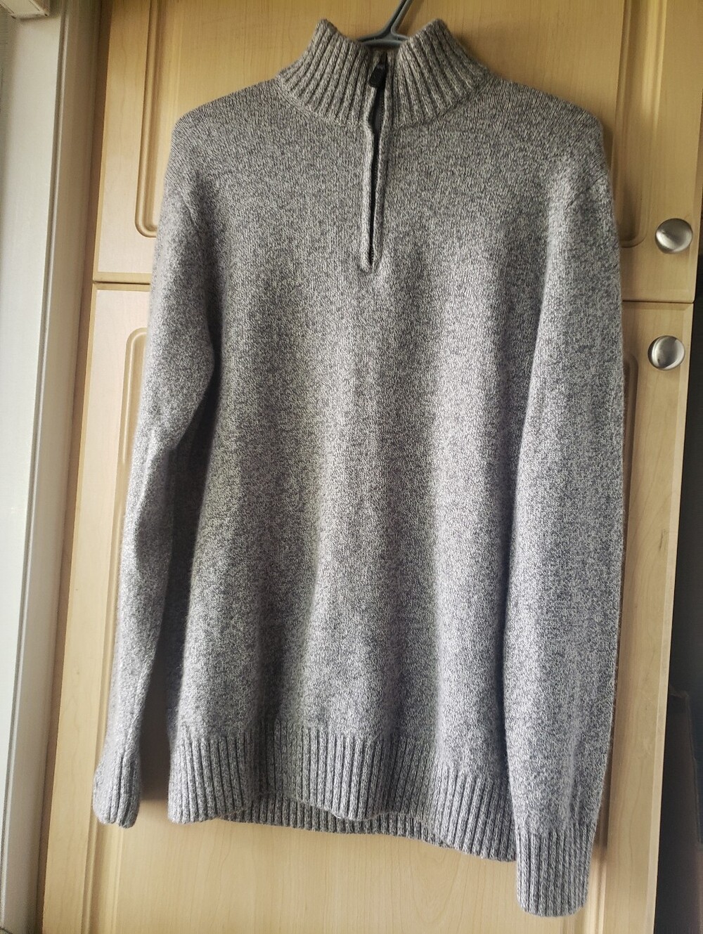Men's Grey Lambswool Blend Half-Zip Knit Sweater So Soft